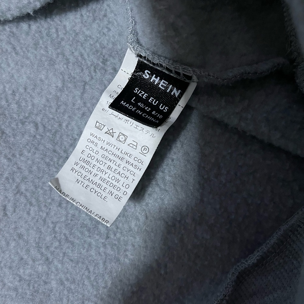 SHEIN Gray Sweater with Horse Print - Picture 6 of 8
